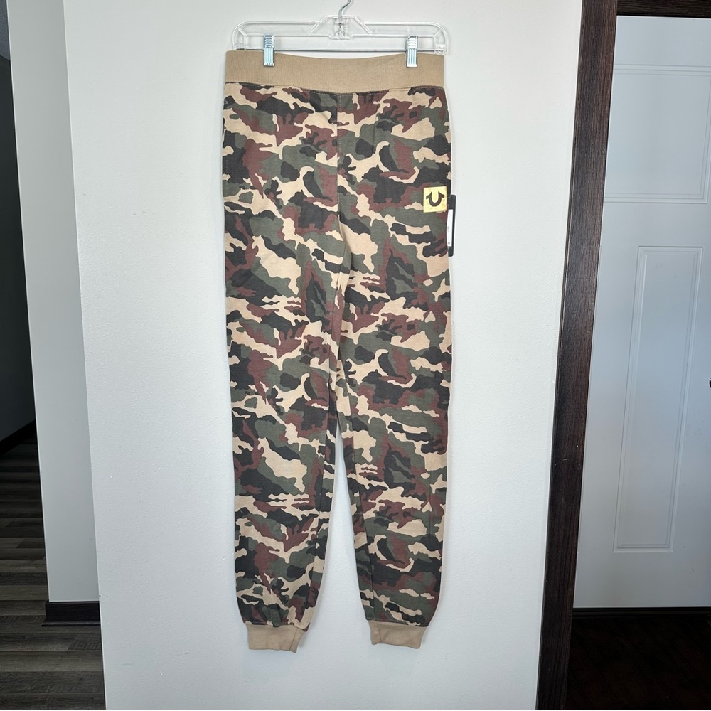 True Religion Unisex Kid’s Olive Camo Jogger Sweatpants Camping Casual Lounge